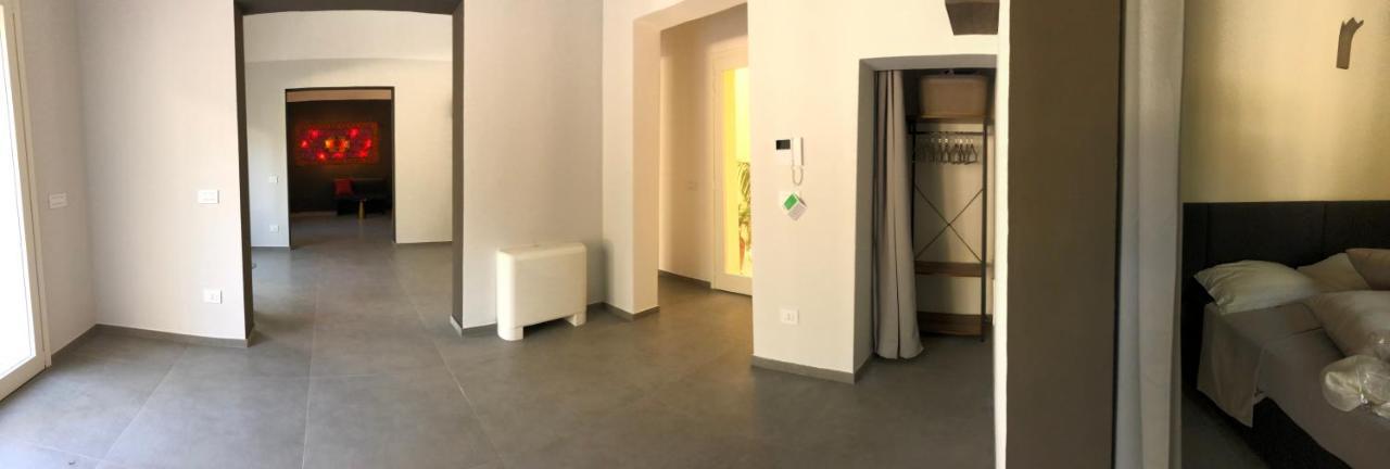 Apartamento Carlo V - Con Piscina E Giardino Privati Lecce Exterior foto
