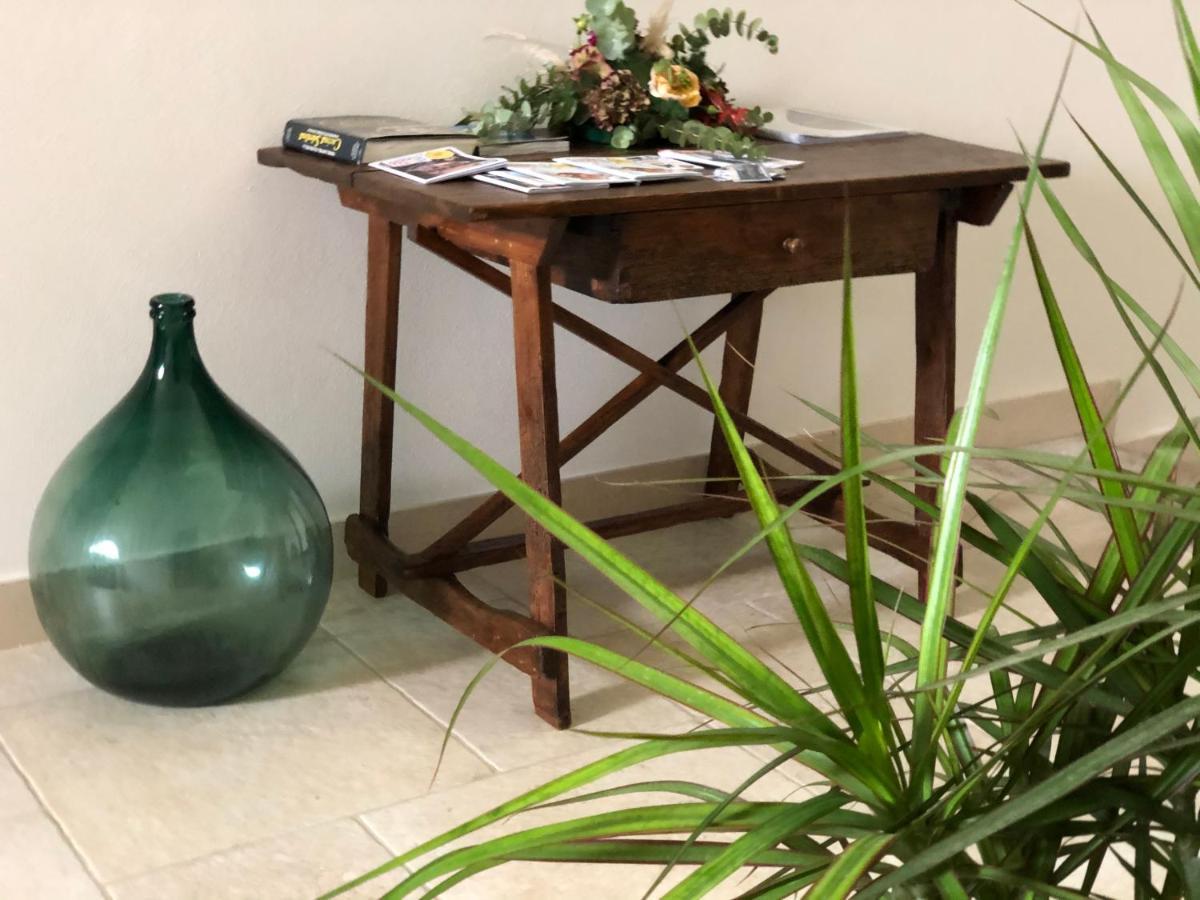 Apartamento Carlo V - Con Piscina E Giardino Privati Lecce Exterior foto