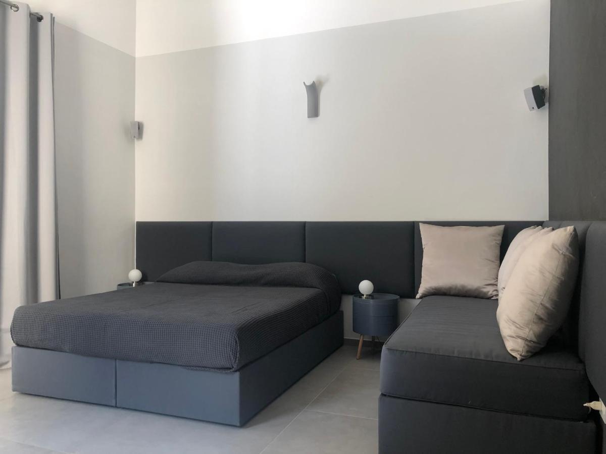 Apartamento Carlo V - Con Piscina E Giardino Privati Lecce Exterior foto