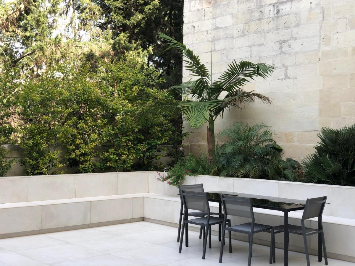 Apartamento Carlo V - Con Piscina E Giardino Privati Lecce Exterior foto