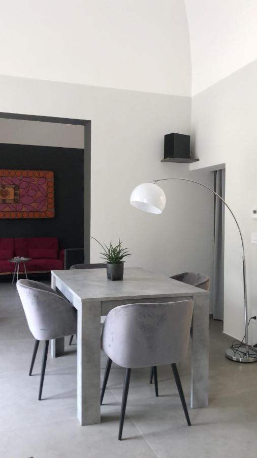 Apartamento Carlo V - Con Piscina E Giardino Privati Lecce Exterior foto