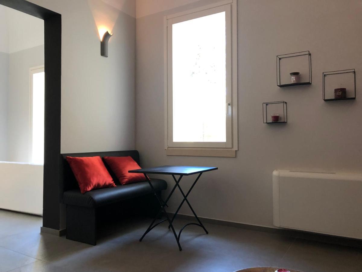 Apartamento Carlo V - Con Piscina E Giardino Privati Lecce Exterior foto