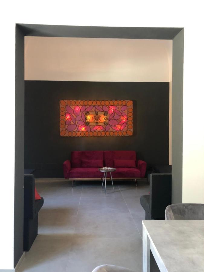 Apartamento Carlo V - Con Piscina E Giardino Privati Lecce Exterior foto