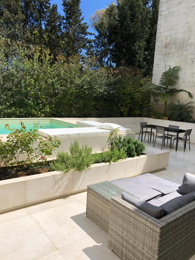 Apartamento Carlo V - Con Piscina E Giardino Privati Lecce Exterior foto